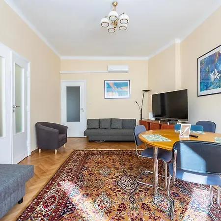 Lipowa Ii Cosy&central&freeparking Лодзь